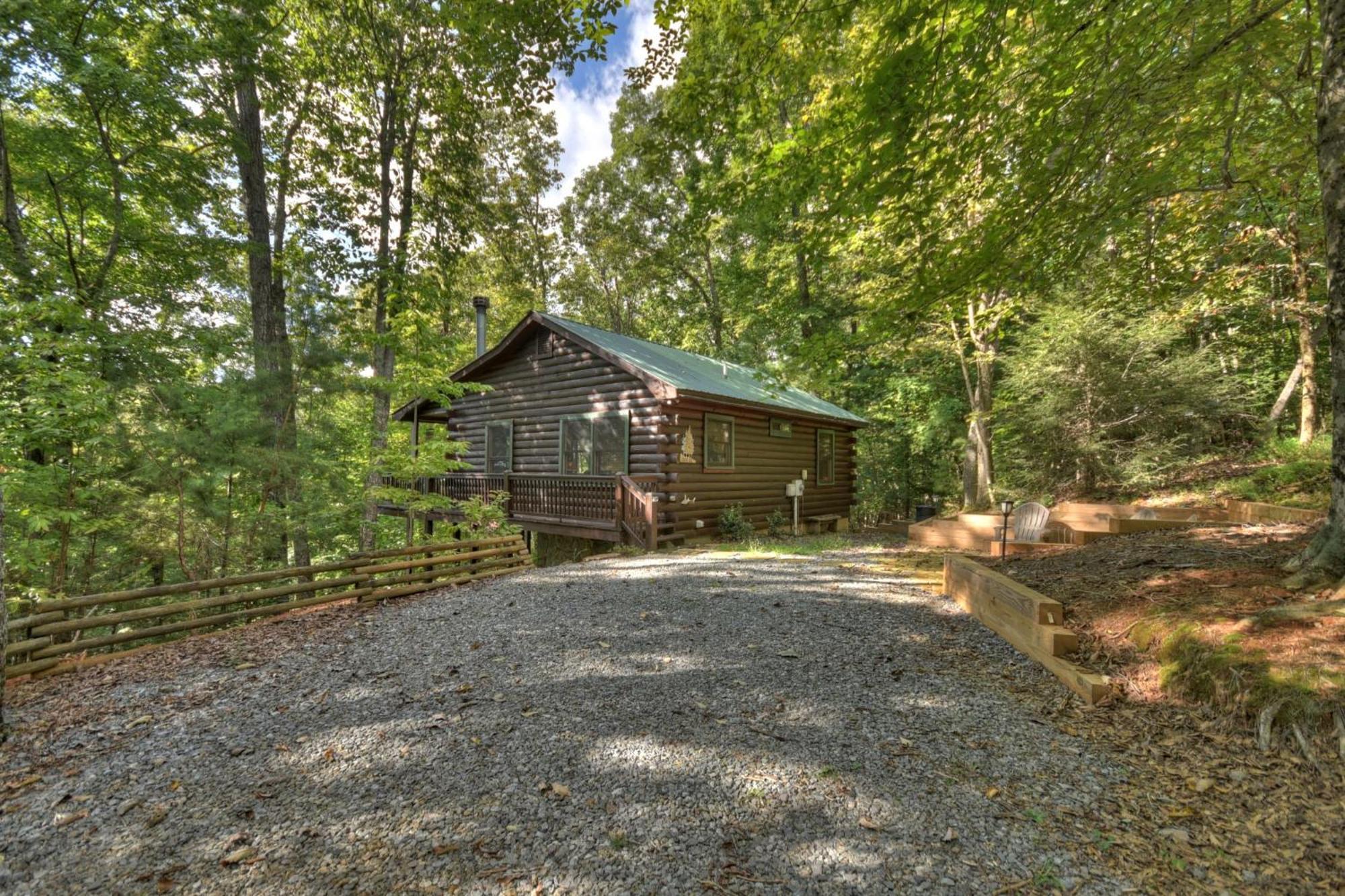 Bearfoot Ridge Wood-Burning Fireplace Cozy Hot Tub Serene Views Ellijay Esterno foto