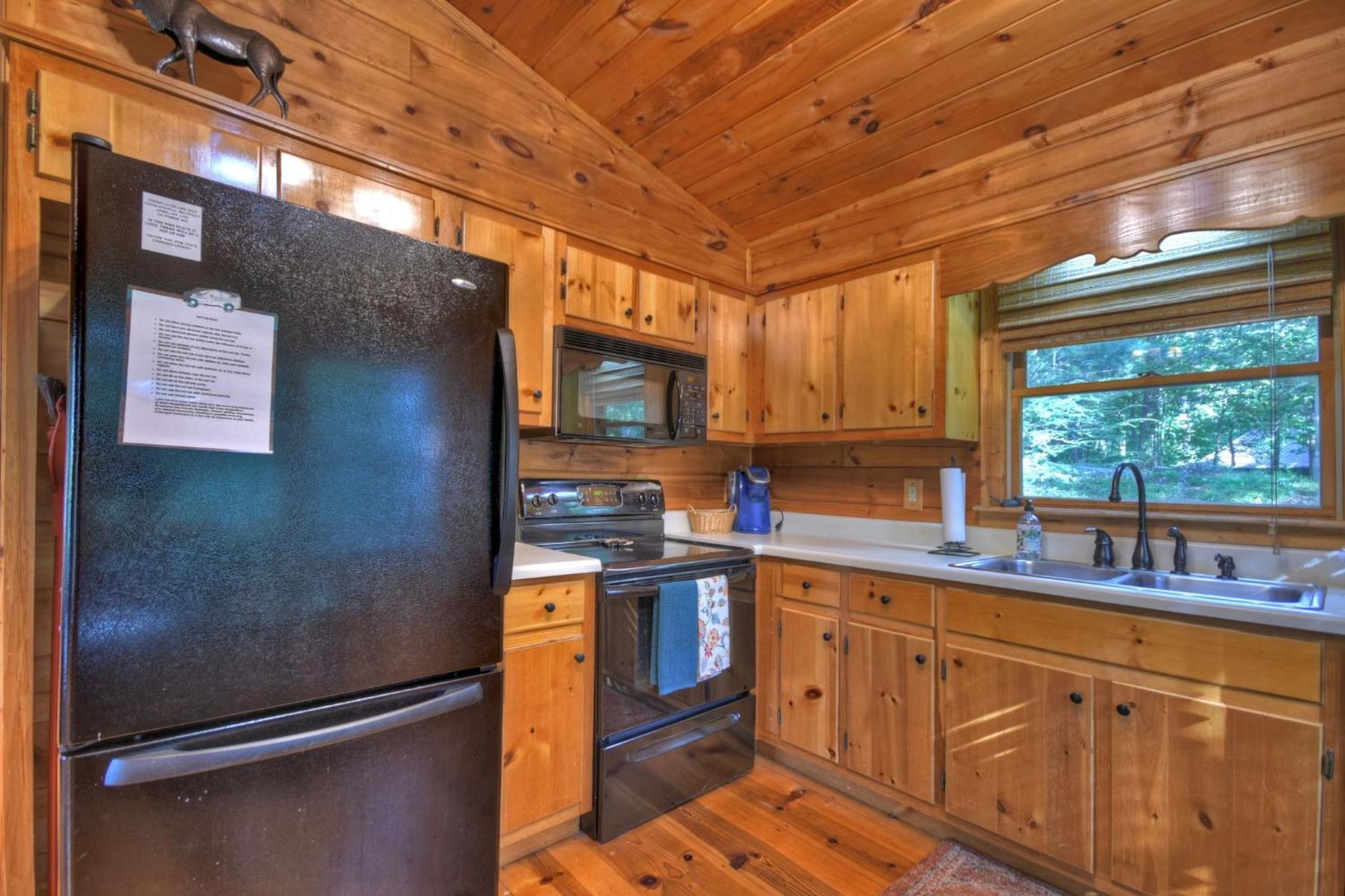 Bearfoot Ridge Wood-Burning Fireplace Cozy Hot Tub Serene Views Ellijay Esterno foto