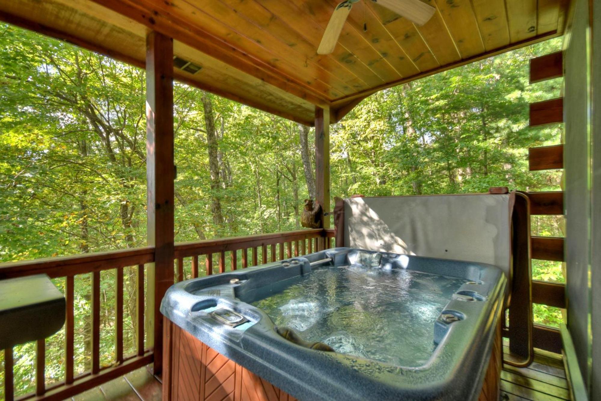 Bearfoot Ridge Wood-Burning Fireplace Cozy Hot Tub Serene Views Ellijay Esterno foto