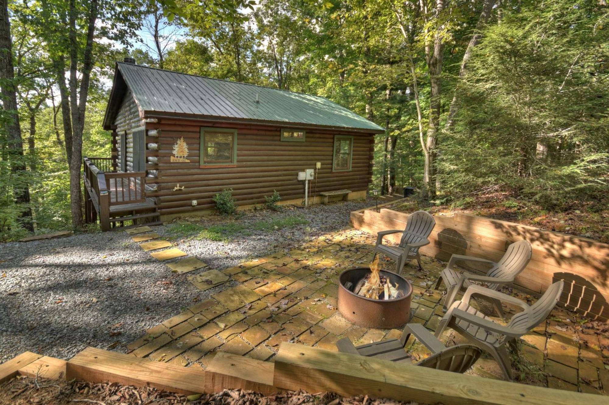 Bearfoot Ridge Wood-Burning Fireplace Cozy Hot Tub Serene Views Ellijay Esterno foto