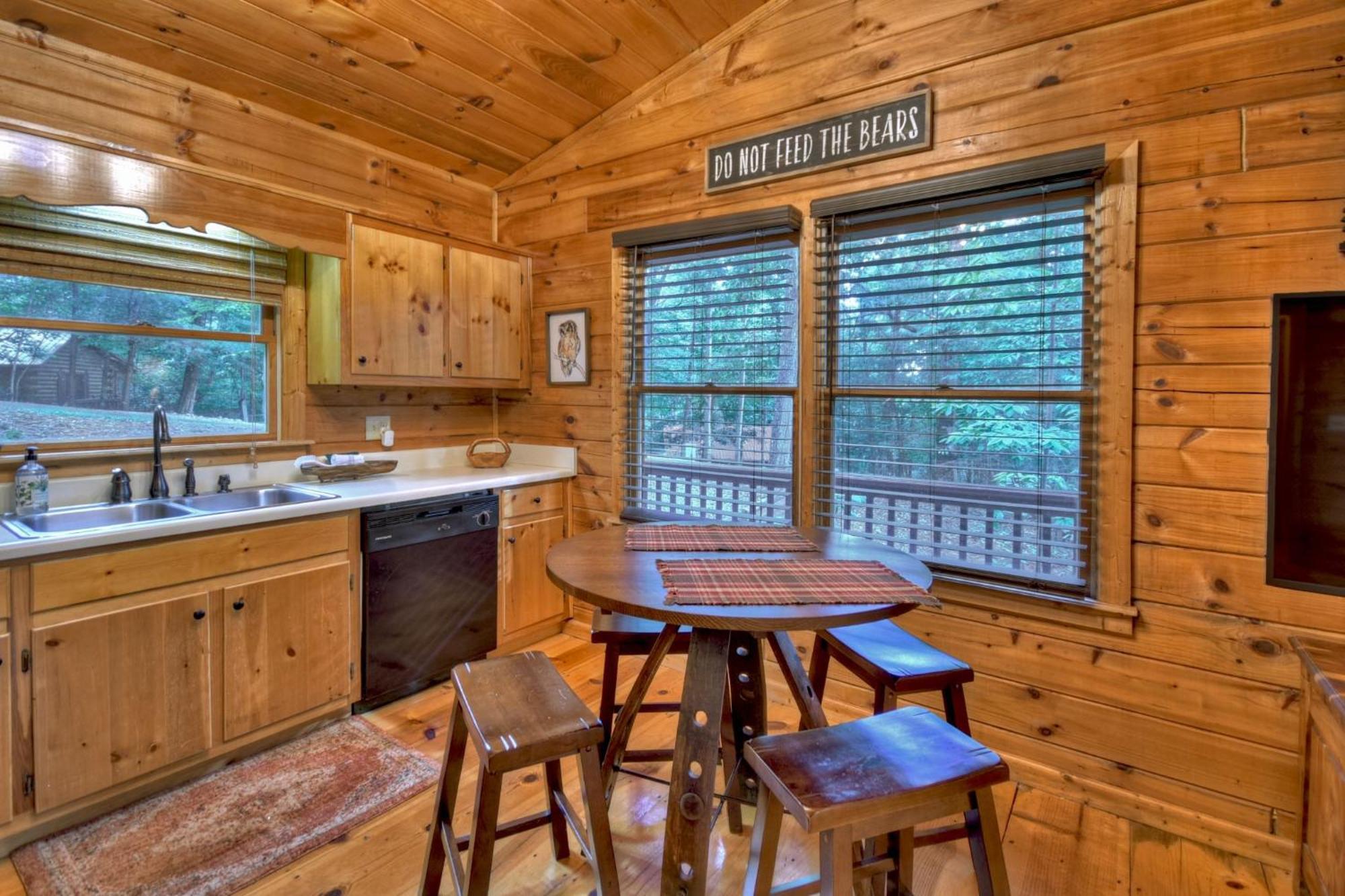 Bearfoot Ridge Wood-Burning Fireplace Cozy Hot Tub Serene Views Ellijay Esterno foto